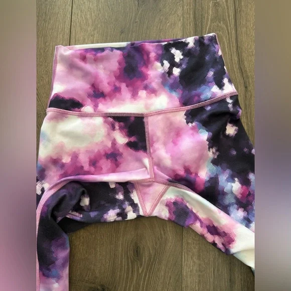 Lululemon Women’s Athletic Leggings Size 4 - Picture 6 of 10